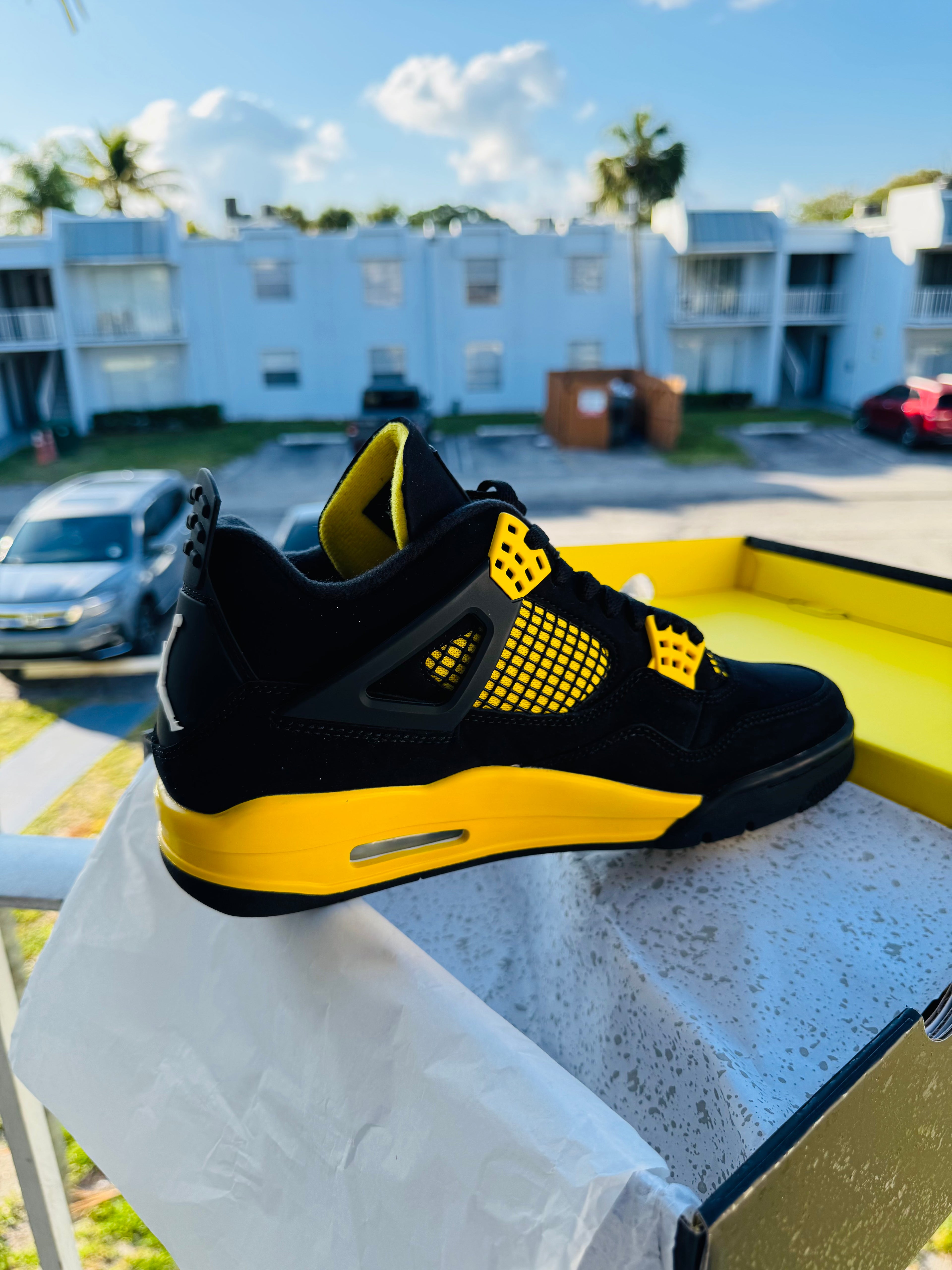 Air Jordan 4 Retro