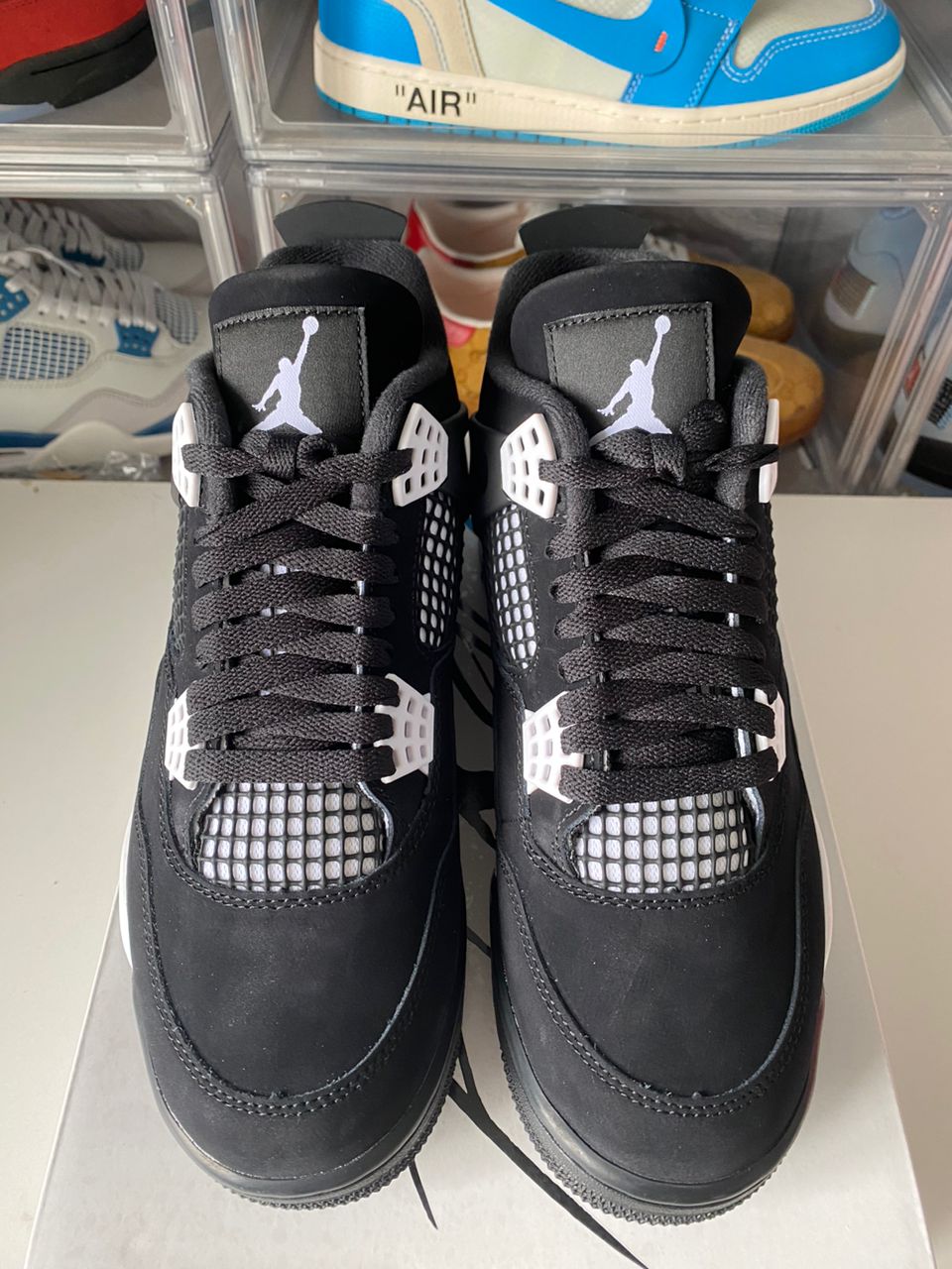 Air Jordan 4 Retro