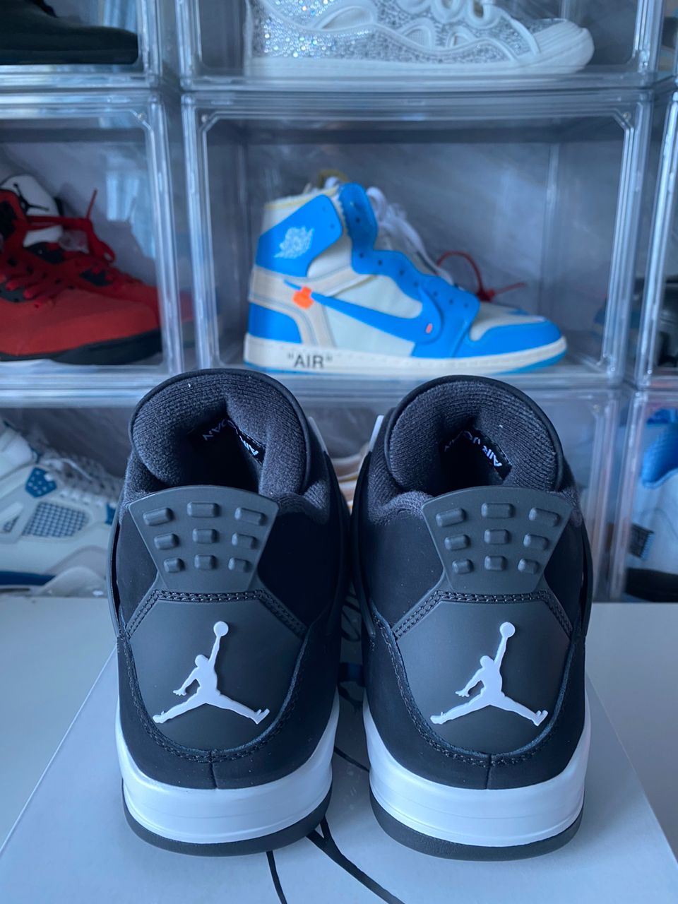 Air Jordan 4 Retro