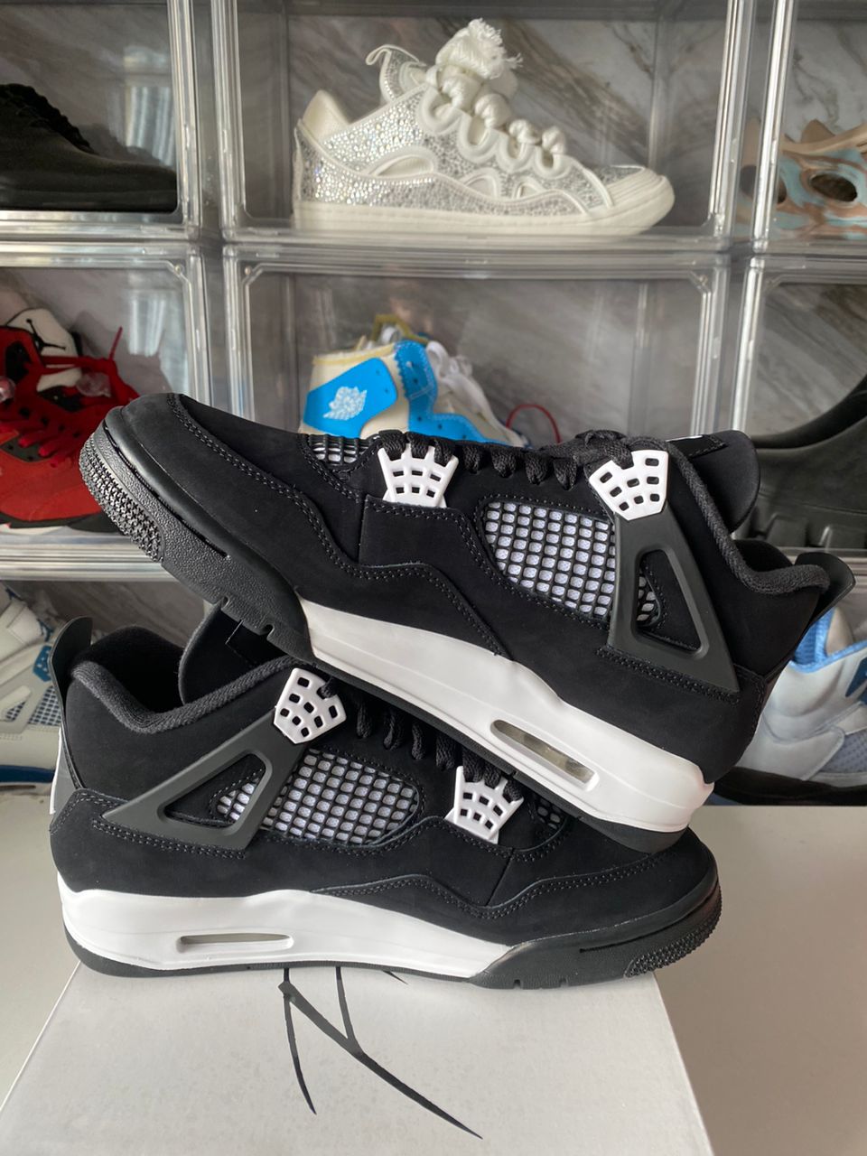 Air Jordan 4 Retro