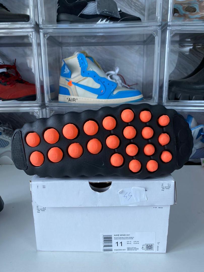 Nike Mind 001 Black Chrome Hyper Crimson